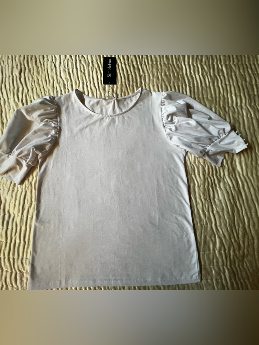SIMPLE FUN WOMEN’S WHITE PUFF SLEEVE CREWNECK, LOOSE CASUAL TOP MEDIUM. NWT